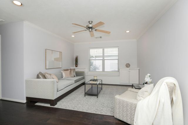 4256 Childress Street, Houston, TX 77005