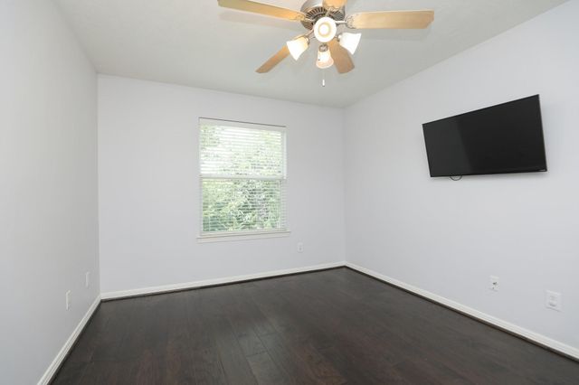 4256 Childress Street, Houston, TX 77005