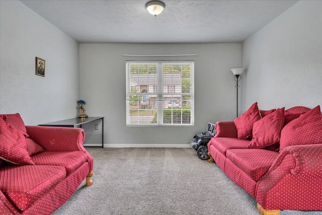 4751 Westvale RD NE, Roanoke, VA 24019