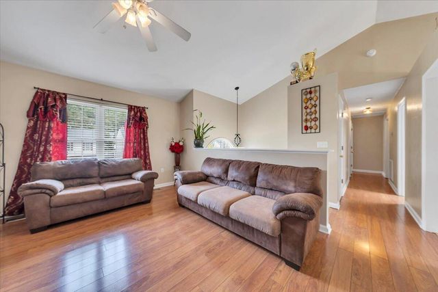 4751 Westvale RD NE, Roanoke, VA 24019