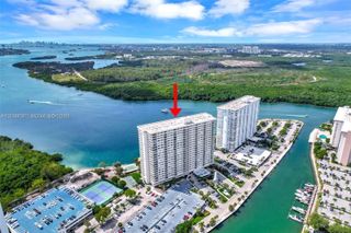 300 Bayview Dr 1711, Sunny Isles Beach, FL 33160