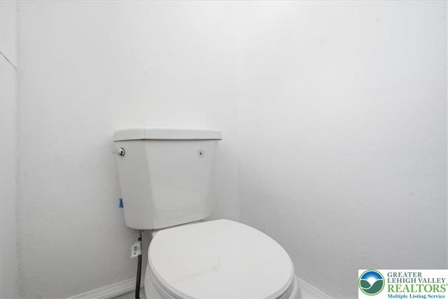 3756 West Walnut, South Whitehall Twp, PA 18104