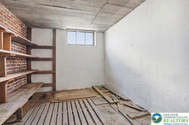 3756 West Walnut, South Whitehall Twp, PA 18104