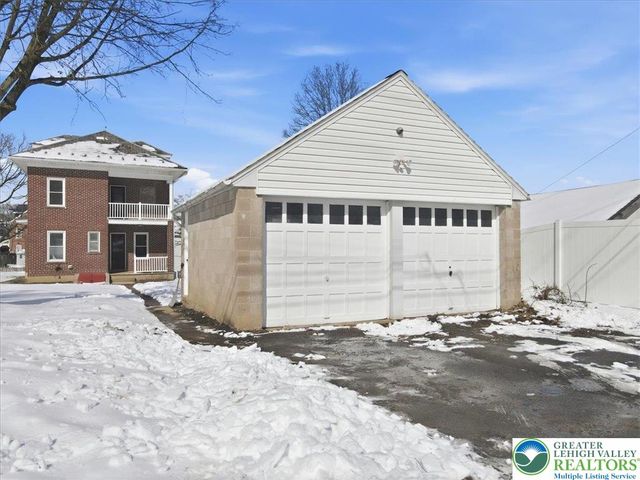 3756 West Walnut, South Whitehall Twp, PA 18104