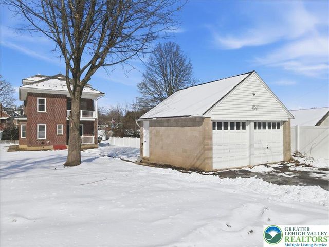 3756 West Walnut, South Whitehall Twp, PA 18104