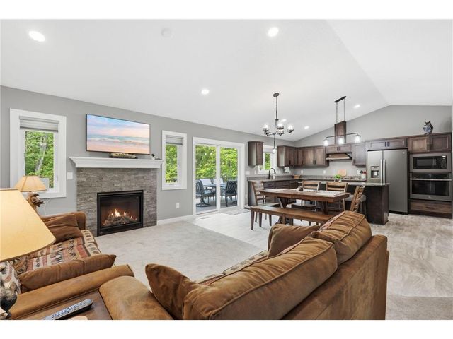 425 Knollwood Avenue, Saint Croix Falls, WI 54024