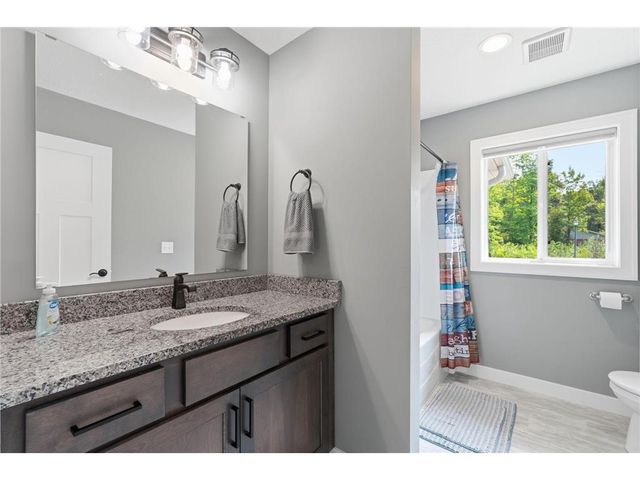 425 Knollwood Avenue, Saint Croix Falls, WI 54024