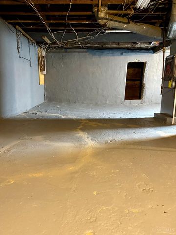 273 Howman Avenue, New Miami, OH 45011