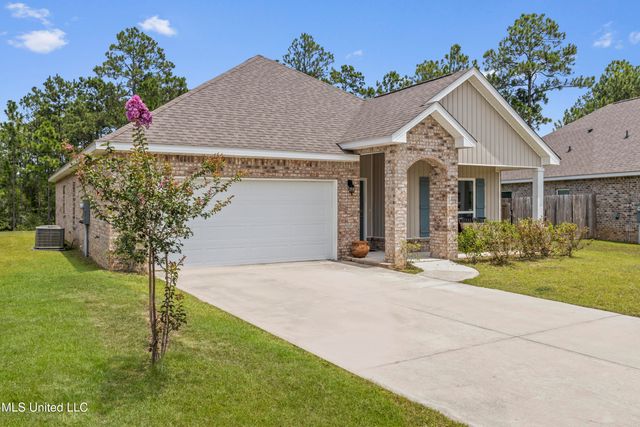 5529 Overland Drive, Biloxi, MS 39532