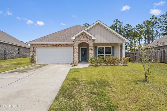 5529 Overland Drive, Biloxi, MS 39532