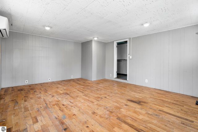 510 S Three Mile Road, Traverse City, MI 49696