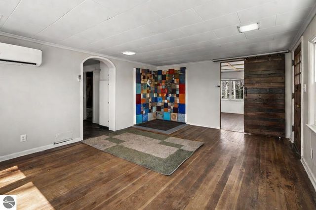 510 S Three Mile Road, Traverse City, MI 49696