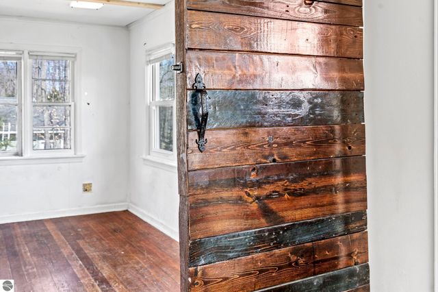 510 S Three Mile Road, Traverse City, MI 49696