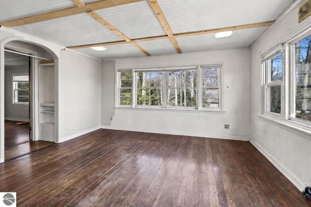 510 S Three Mile Road, Traverse City, MI 49696