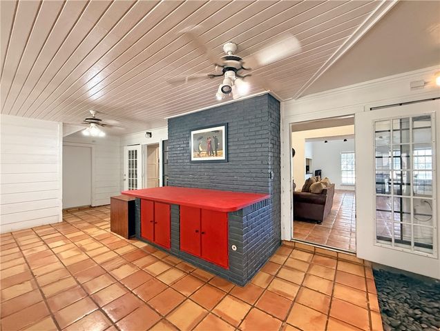 3201 Traylor Blvd, Rockport, TX 78382