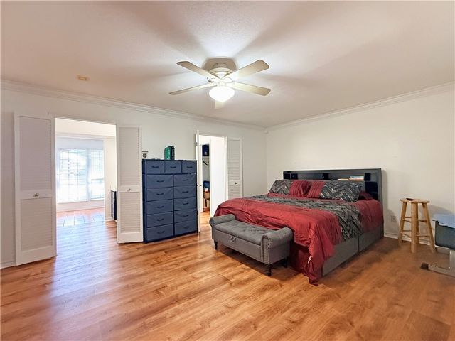 3201 Traylor Blvd, Rockport, TX 78382