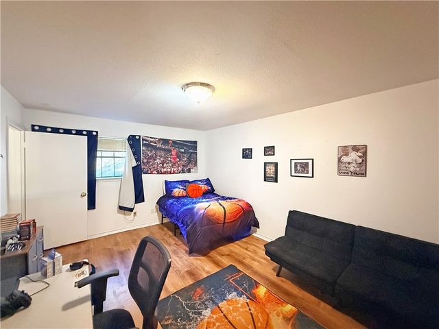 3201 Traylor Blvd, Rockport, TX 78382