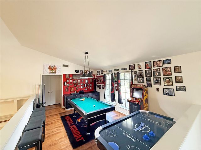 3201 Traylor Blvd, Rockport, TX 78382