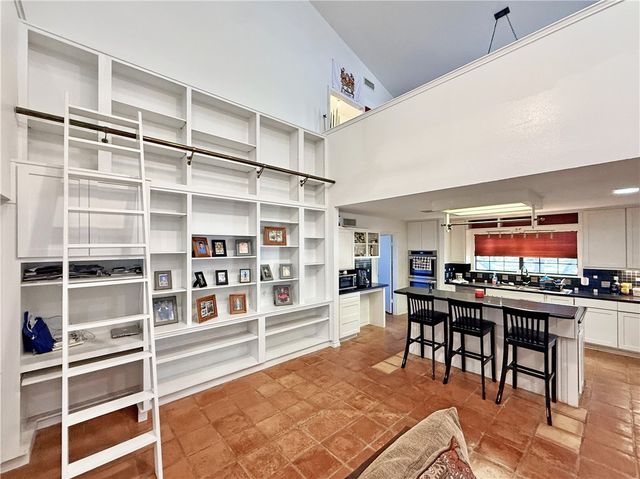 3201 Traylor Blvd, Rockport, TX 78382