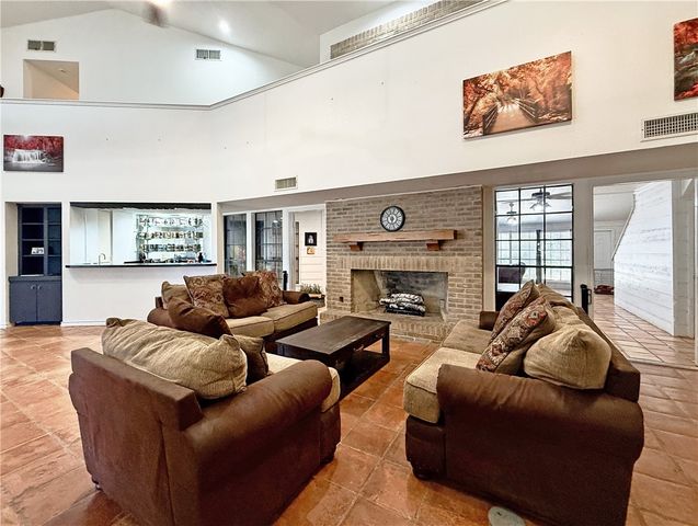 3201 Traylor Blvd, Rockport, TX 78382