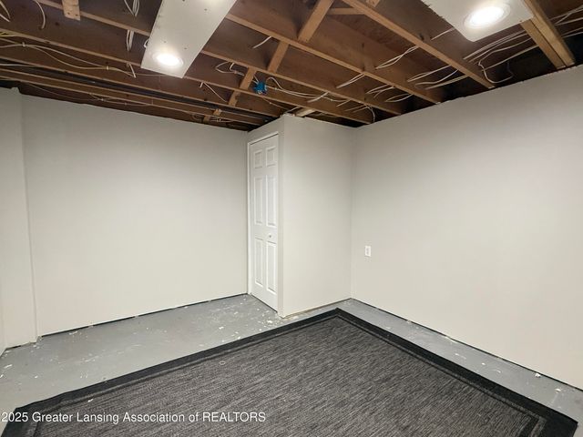 1465 Primrose Lane, Dewitt, MI 48820