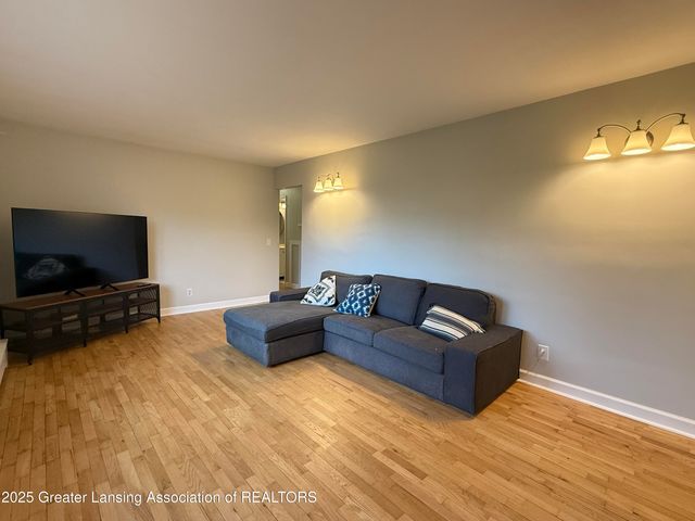 1465 Primrose Lane, Dewitt, MI 48820