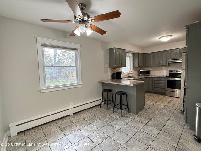 1465 Primrose Lane, Dewitt, MI 48820