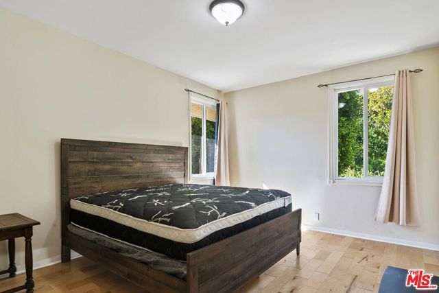 1478 Sunset Plaza Drive, Los Angeles, CA 90069