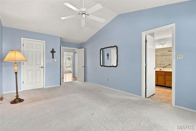 884 Chestnut Oak Drive, St Charles, MO 63303