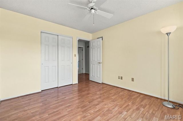 884 Chestnut Oak Drive, St Charles, MO 63303