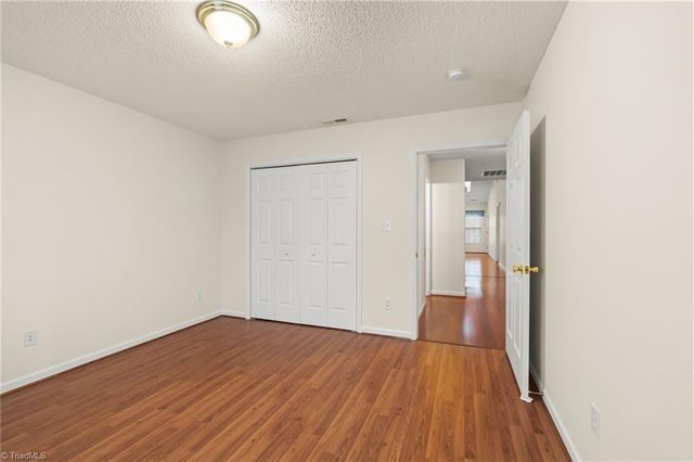 166 Wyndham Court, High Point, NC 27265