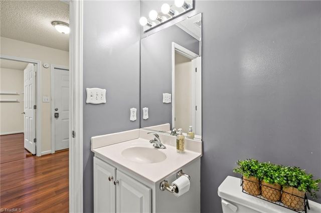 166 Wyndham Court, High Point, NC 27265