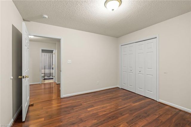 166 Wyndham Court, High Point, NC 27265