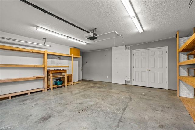 166 Wyndham Court, High Point, NC 27265