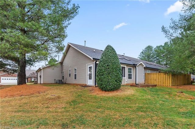 166 Wyndham Court, High Point, NC 27265