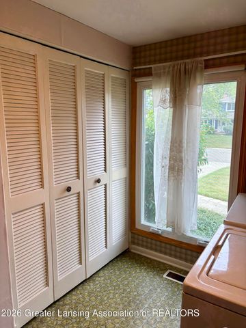2306 Bollman Drive, Lansing, MI 48917