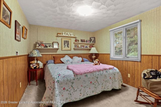 2306 Bollman Drive, Lansing, MI 48917
