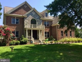 8813 OAK LEAF DRIVE, Alexandria, VA 22309