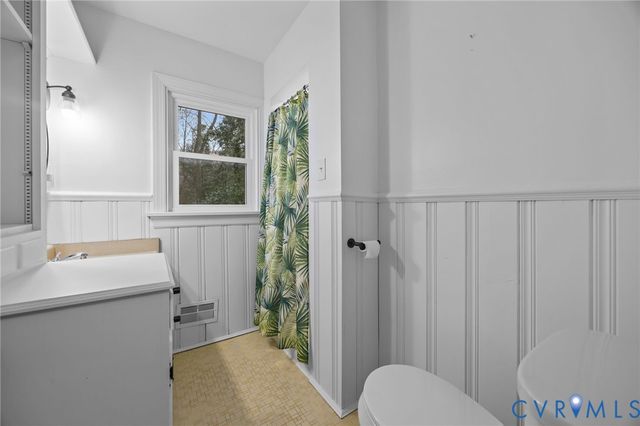 4717 Southmoor Rd, North Chesterfield, VA 23234