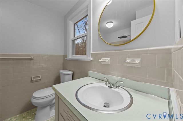 4717 Southmoor Rd, North Chesterfield, VA 23234