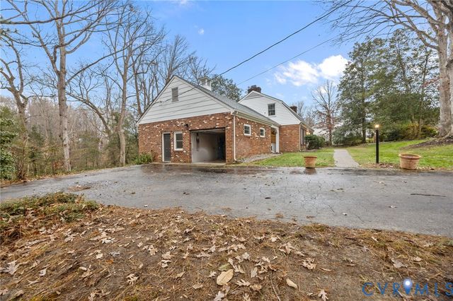 4717 Southmoor Rd, North Chesterfield, VA 23234
