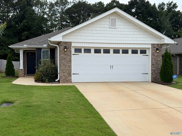 15423 Lapwing Cove, Athens, AL 35611