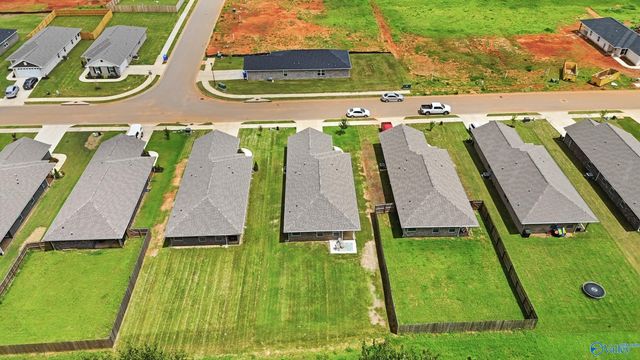 15423 Lapwing Cove, Athens, AL 35611