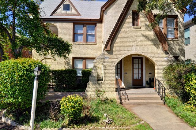 3324 S University Drive Down, Fort Worth, TX 76109