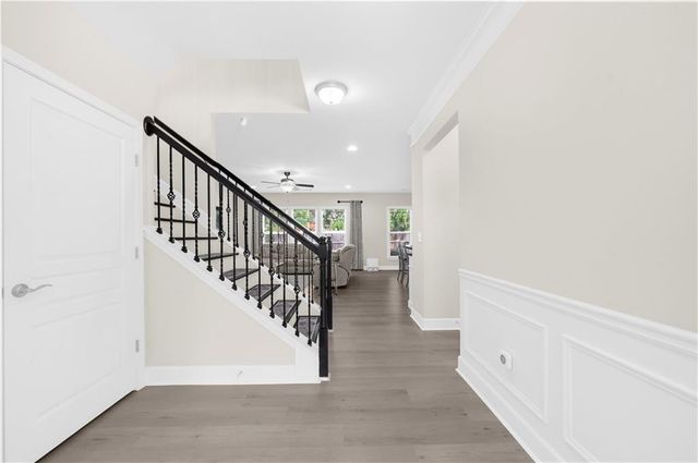 425 Spring View Drive, Woodstock, GA 30188