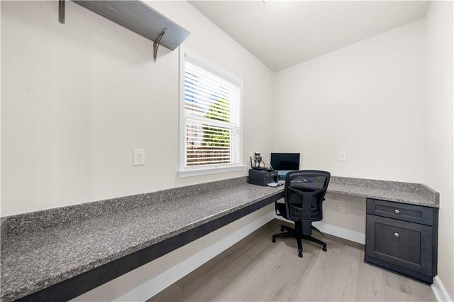 425 Spring View Drive, Woodstock, GA 30188