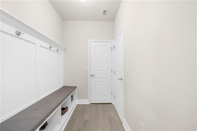 425 Spring View Drive, Woodstock, GA 30188