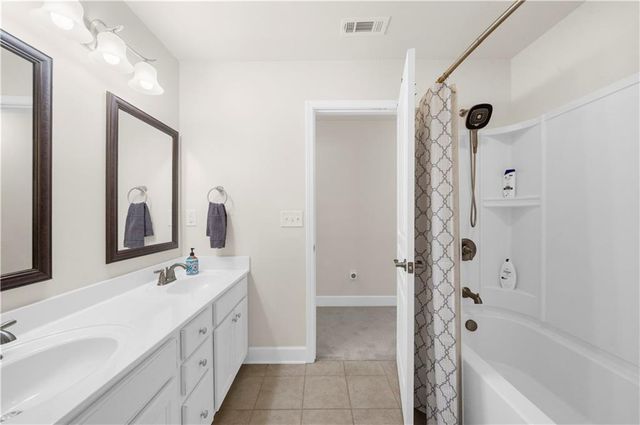 425 Spring View Drive, Woodstock, GA 30188