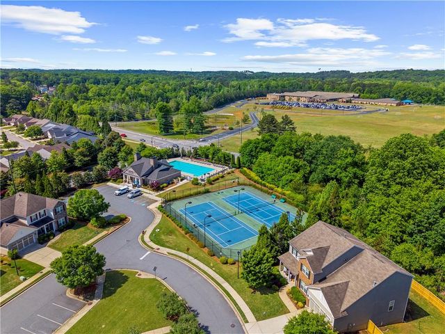 425 Spring View Drive, Woodstock, GA 30188