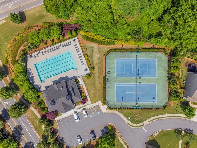 425 Spring View Drive, Woodstock, GA 30188